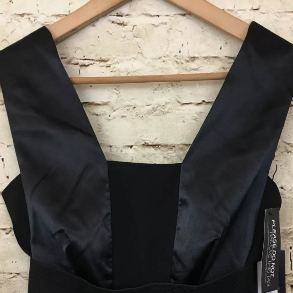 Jumpsuit - Picture 2 of 6